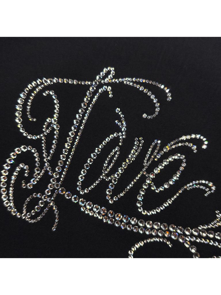 参考画像：スワロフスキークリスタルを使用したLove