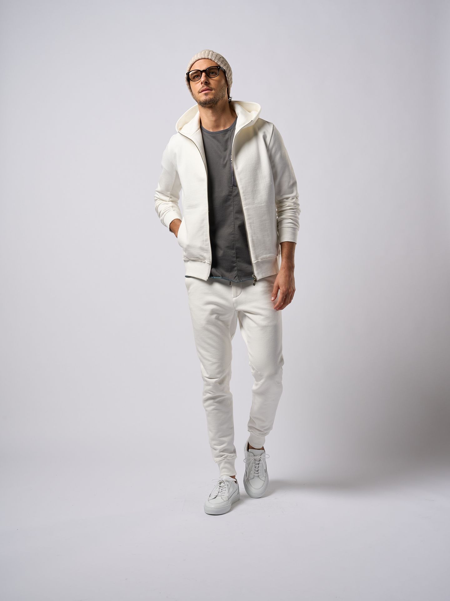 【予約品9月19日 10時締め】 low cut leather sneaker / レザースニーカー / ホワイト