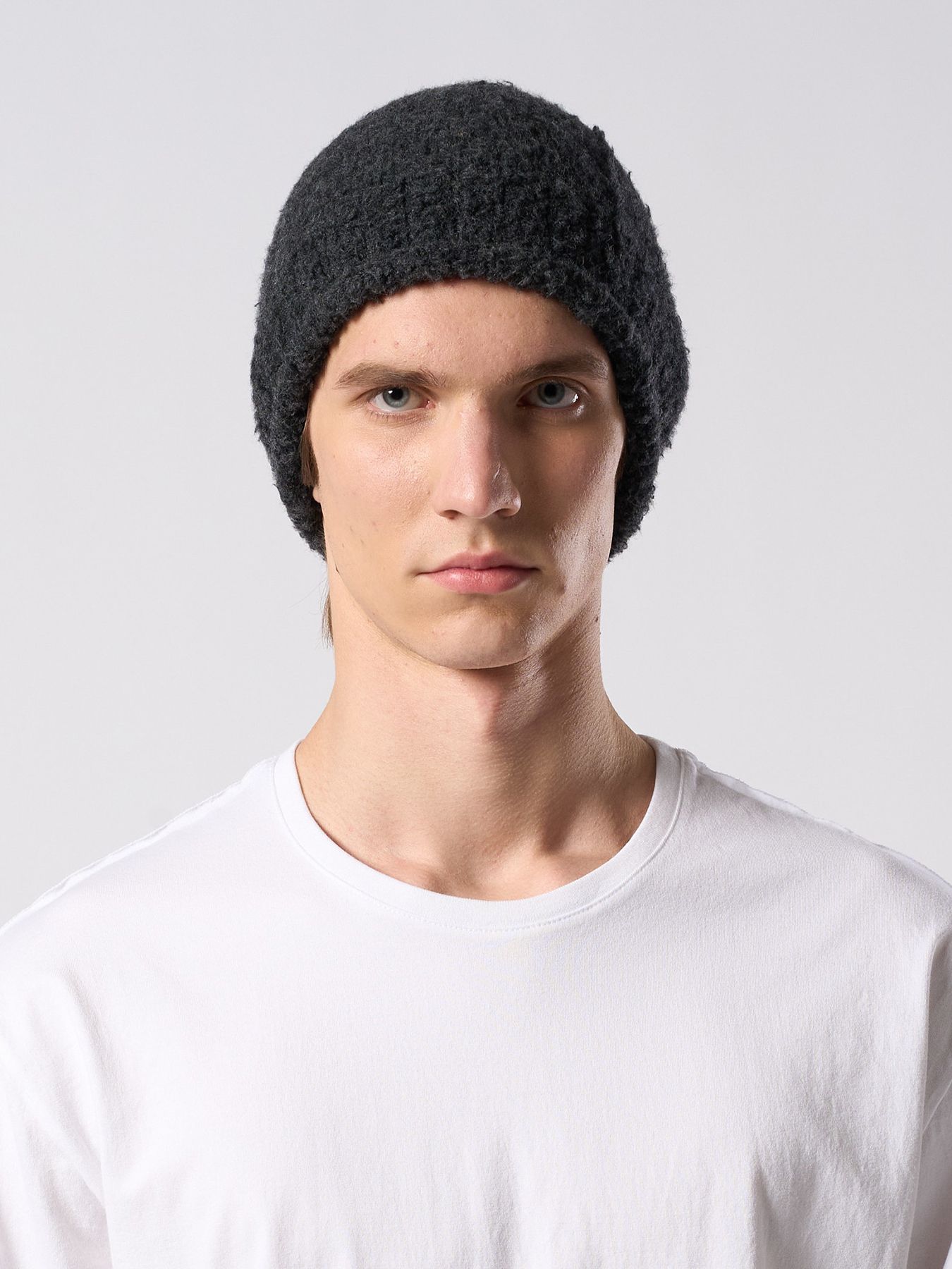 【予約品 4月19日(日) 18時締切】fancy yarn roll beanie / バルーン型ニットキャップ / チャコール