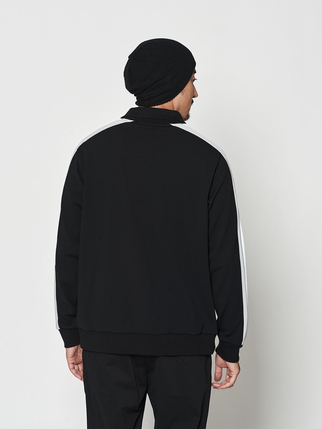 【予約品 10月9日(木) 締切】muta Polo Crewneck / 衿付スウェット / ブラック【Acanthus × muta MARINE】