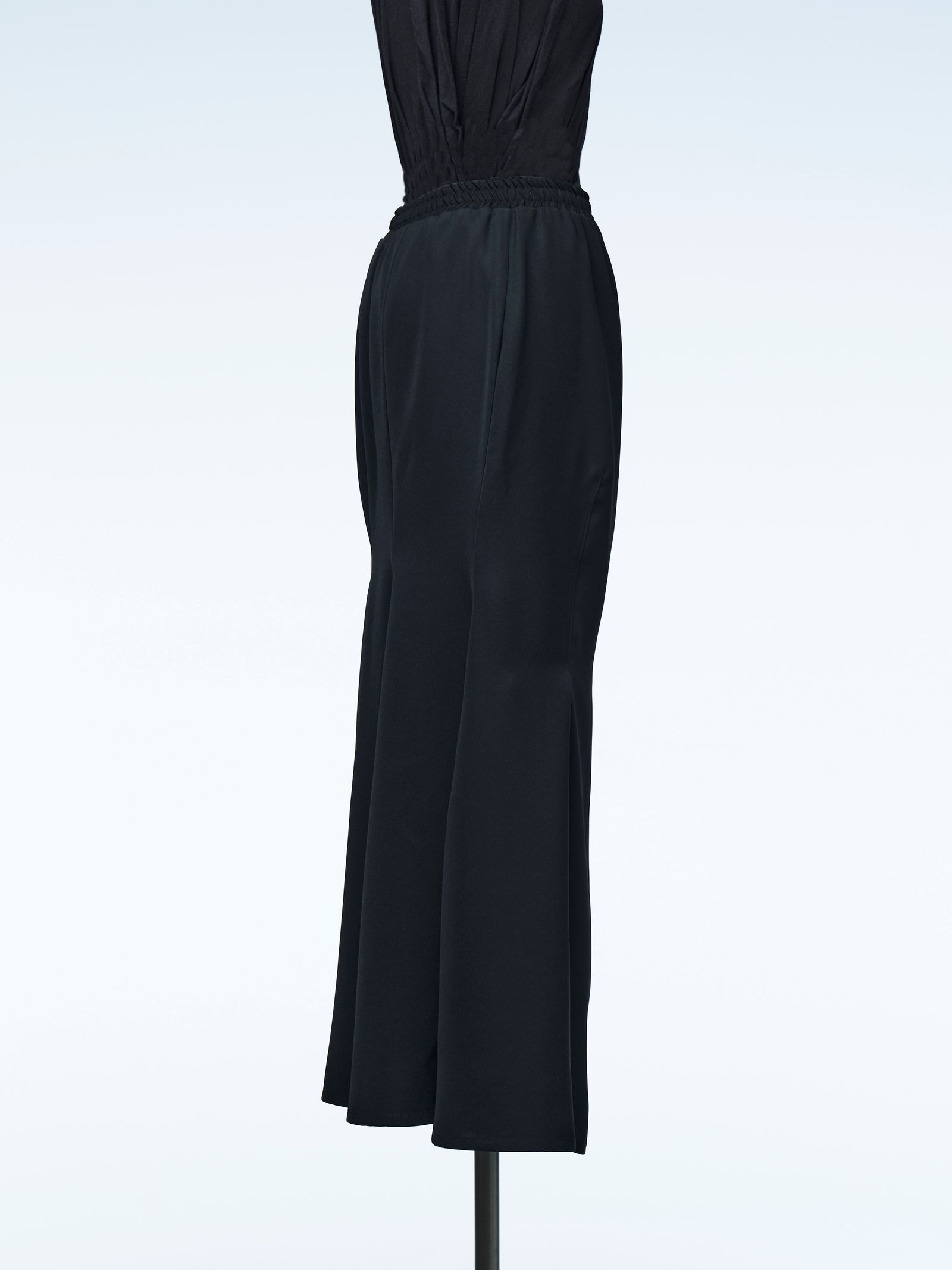 《予約品4月23日18時締め》 EasyFlareMermaidSkirt / マーメイドスカート  / ブラック 【THE ONENESS】 8月中入荷予定