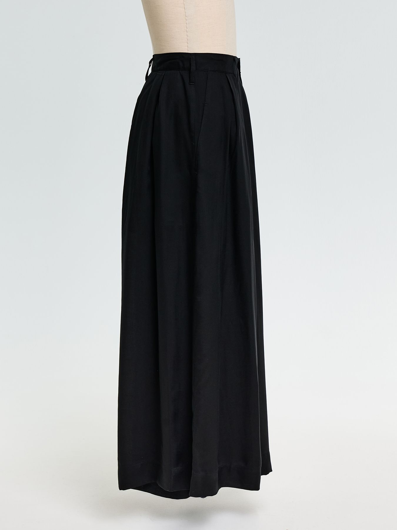 【予約品 10月26日(日) 締切】Drape Slacks / ドレープスラックス / ブラック