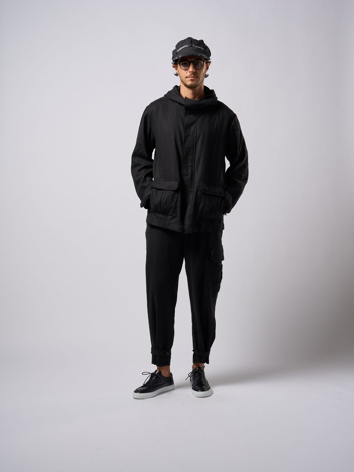 【予約品9月16日 10時締め】 side pocket easy cropped  / イージーパンツ / ブラック