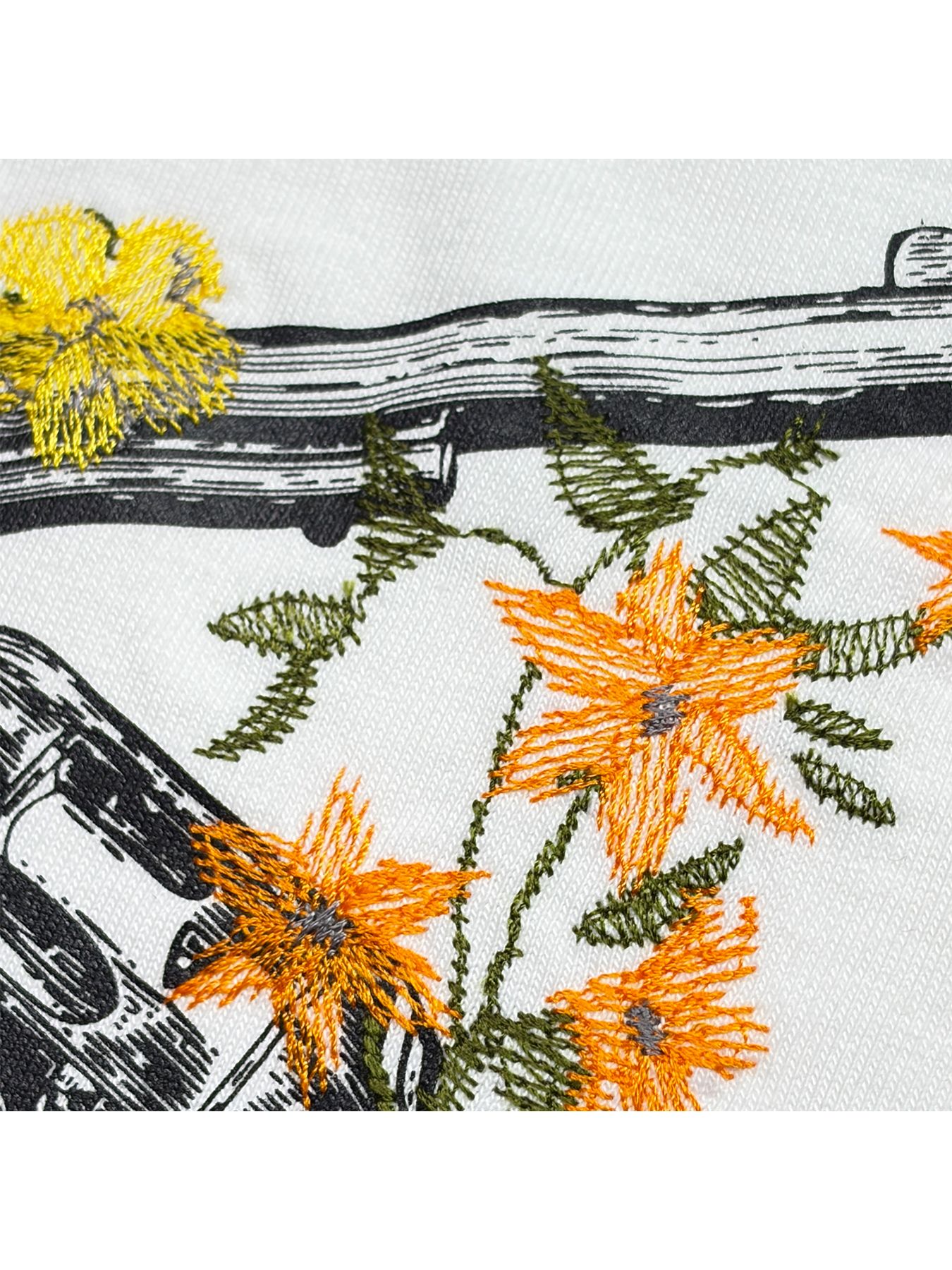 【予約品 8月23日(日) 締切】VIN/JER FLOWER/GUN / ホワイト