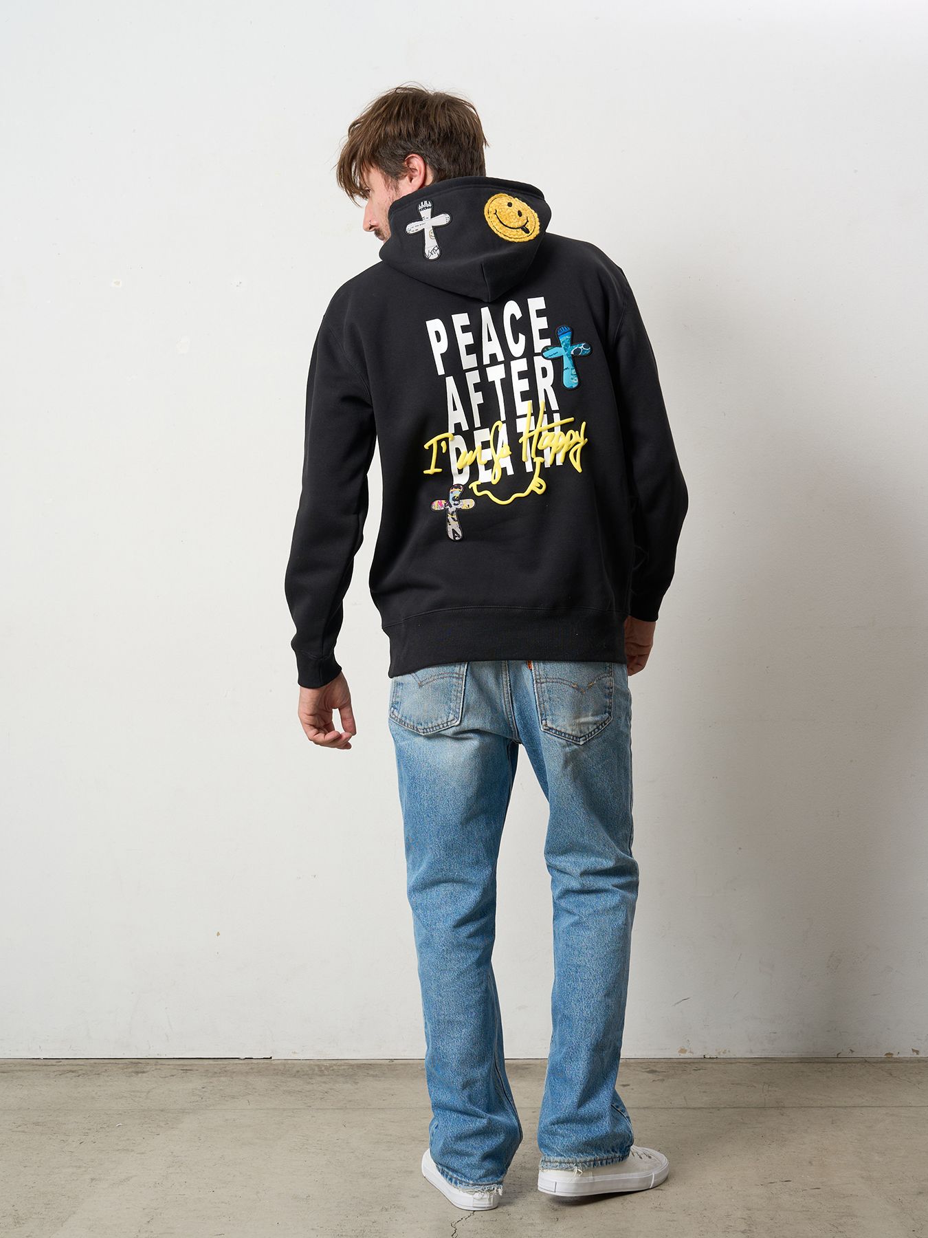 【予約品 5月8日(木) AM10時 締切】 TC裏毛起毛 PEACE AFTER DEATH&マルチパッチワーク プルパーカー / ブラック
