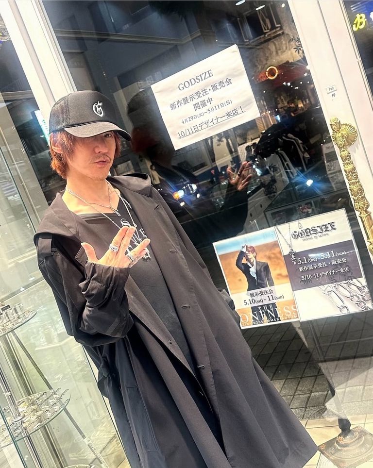 高さ17cm HIGH タイプ着用 SUGIZOさん