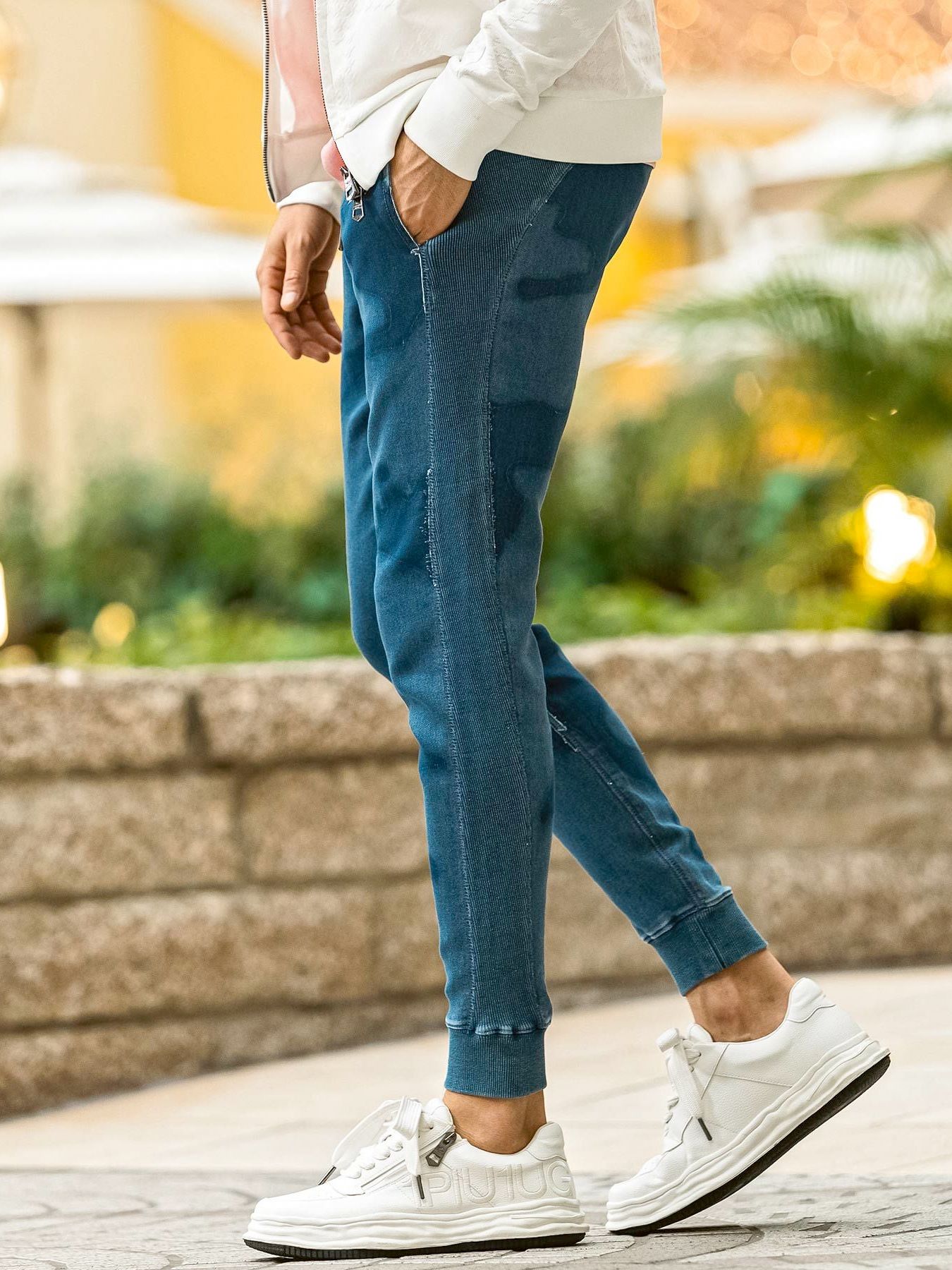 カモ柄ジョグデニムパンツ / インディゴ