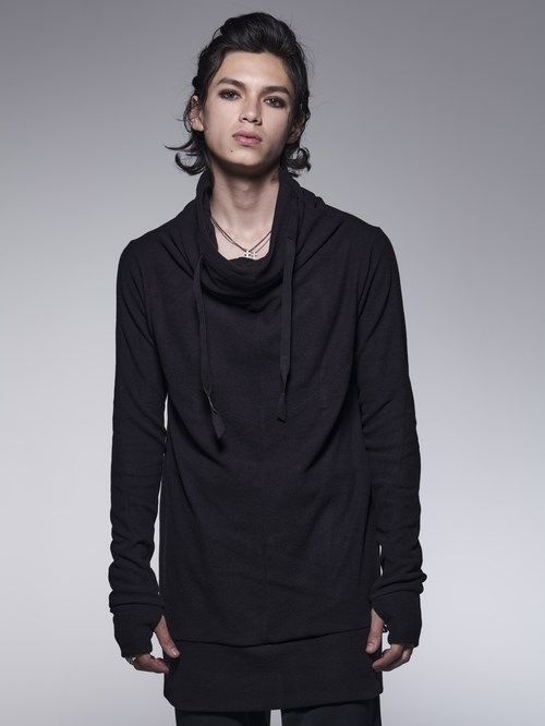 《予約品》 LooseHighNeck / ルーズハイネックネックヒートテック素材 / ブラック 【kiryuyrik】