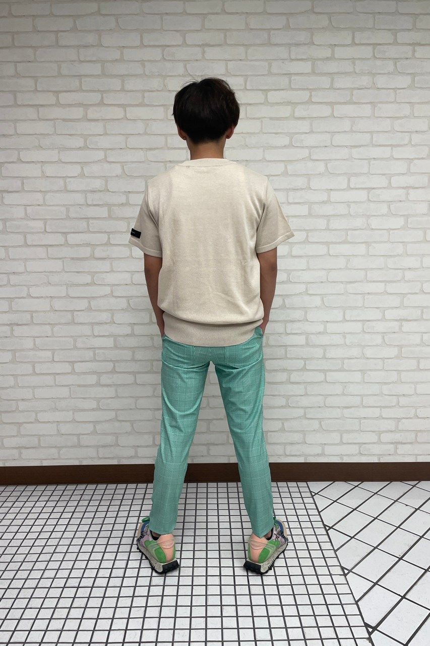 夏のチェックパンツコーデ