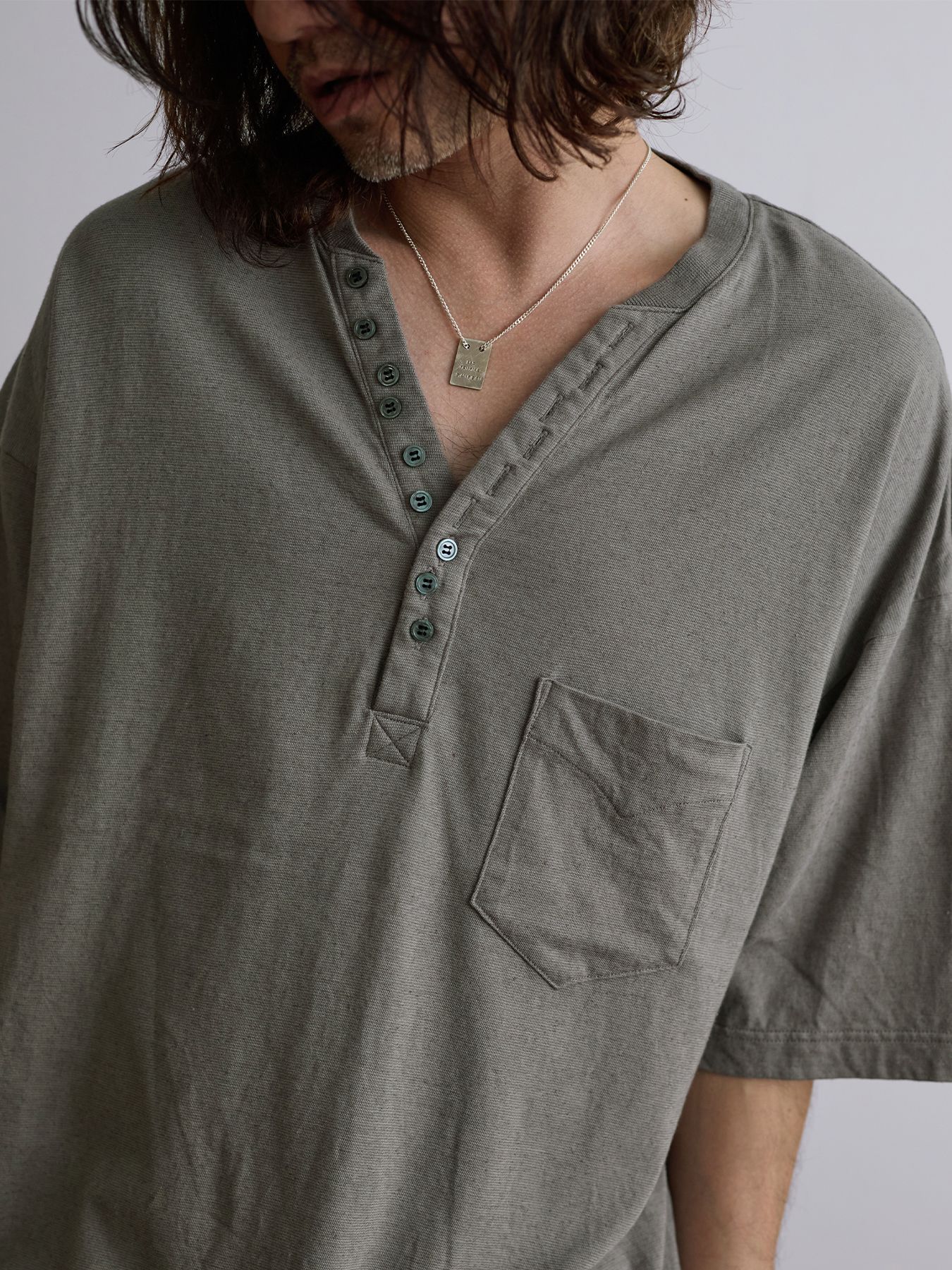 新品 エゴトリッピング QUENCH ヘンリーネック 46 EGO TRIPPING(エゴトリッピング)】QUENCH ヘンリーネックTシャツ