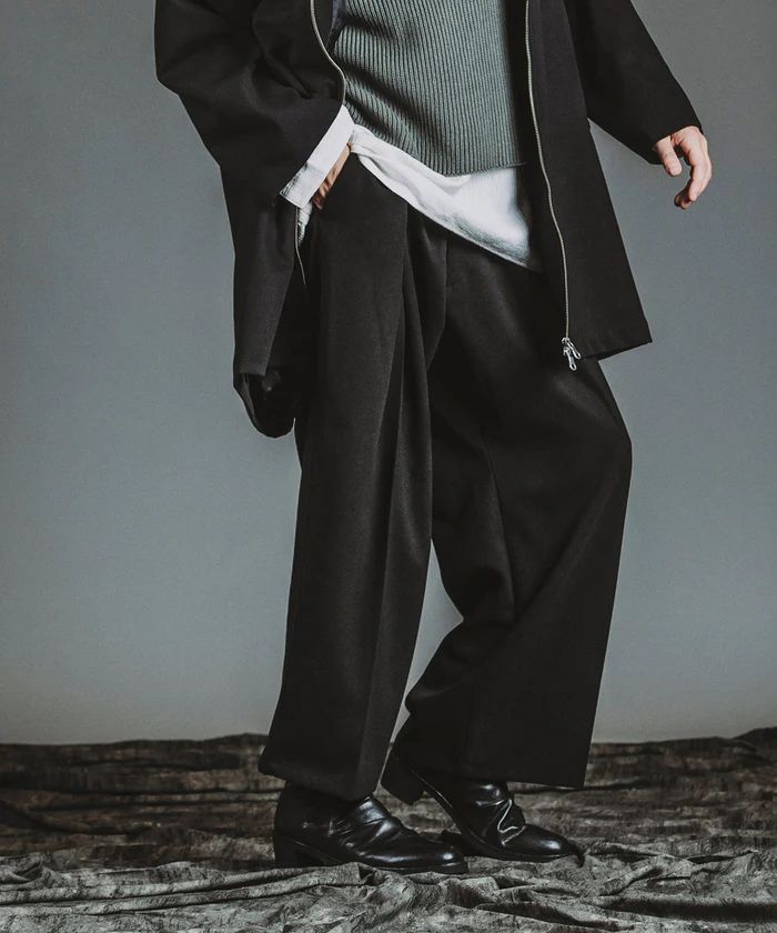 クロスタックワイドトラウザーズブラック【NOID.】