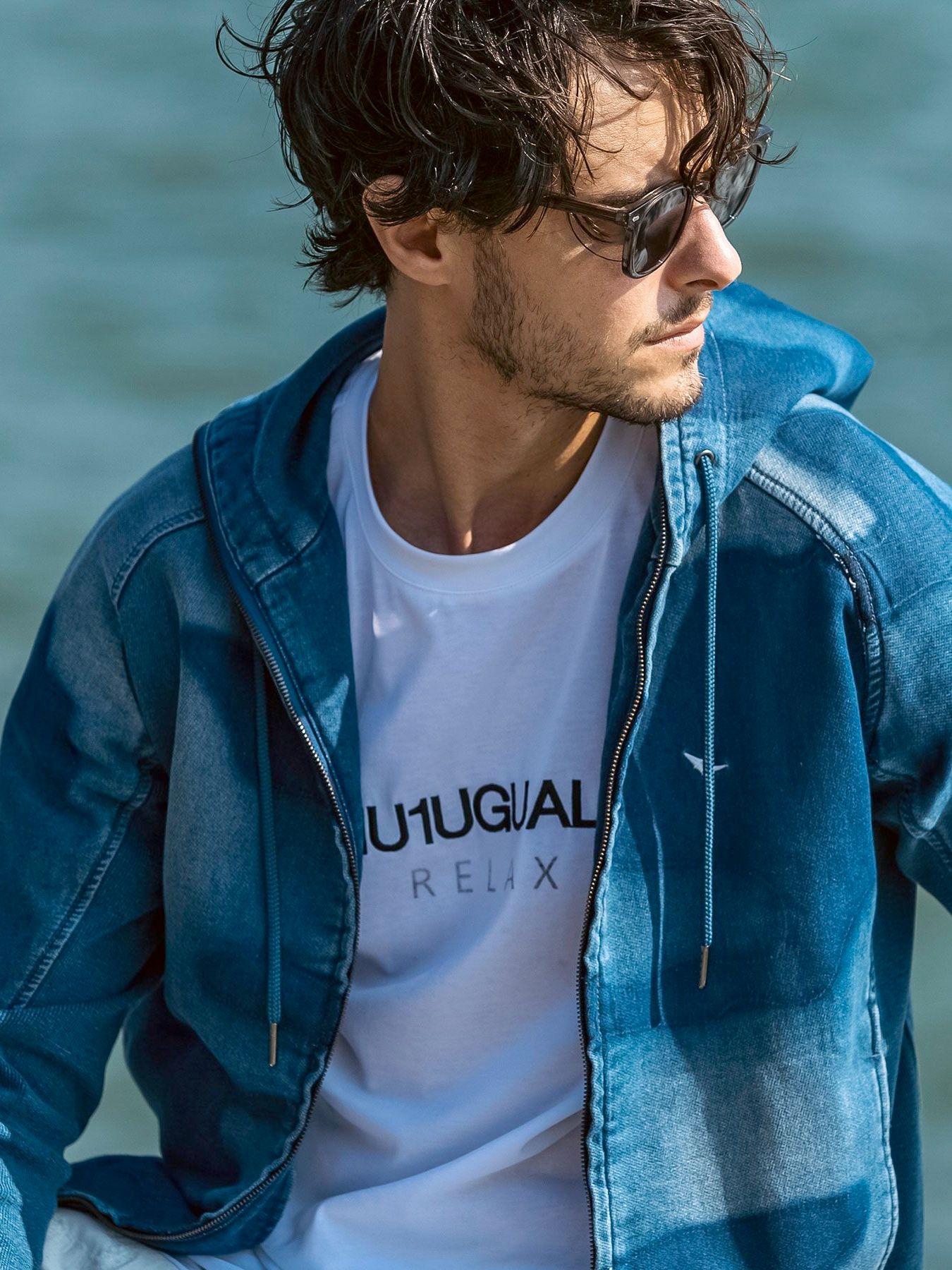 カモ柄ジョグデニムパーカー / インディゴ