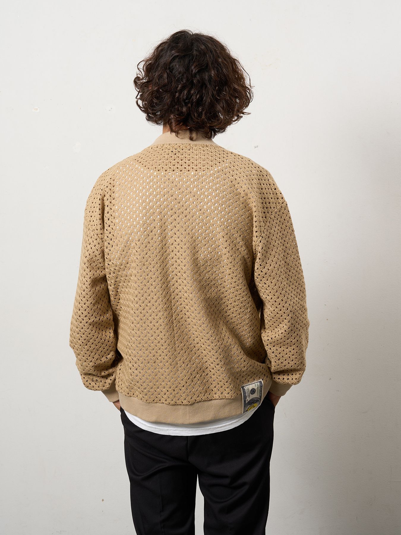 【予約品 10月16日(木) 締切】コットンラッセルメッシュ ハンドニット ワッペン ビッグジップブルゾン / ベージュ