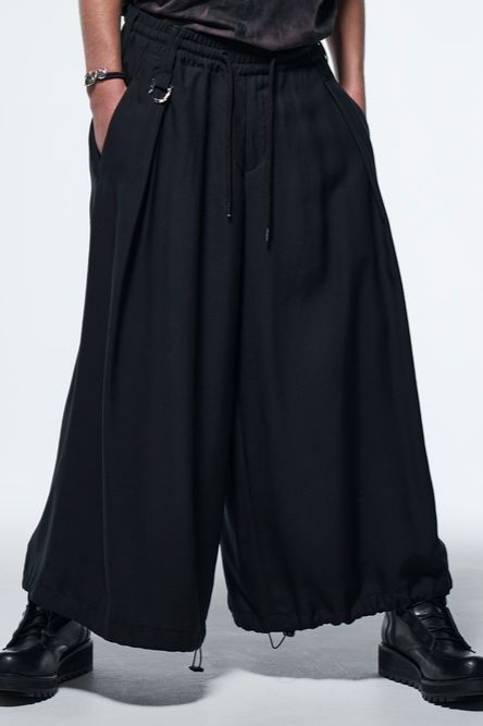 《予約品》 極太ガウチョパンツSharringWideTuckSlacks / テンセルギャバジンブラック 【kiryuyrik】 2023年4月以降入荷予定