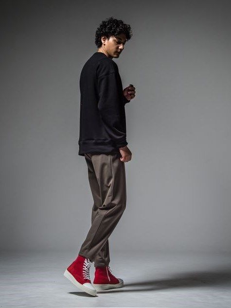 RC chenille velours fleece drop trainer / 裏起毛ロゴワッペントレーナー / ブラック 【RESOUND CLOTHING】