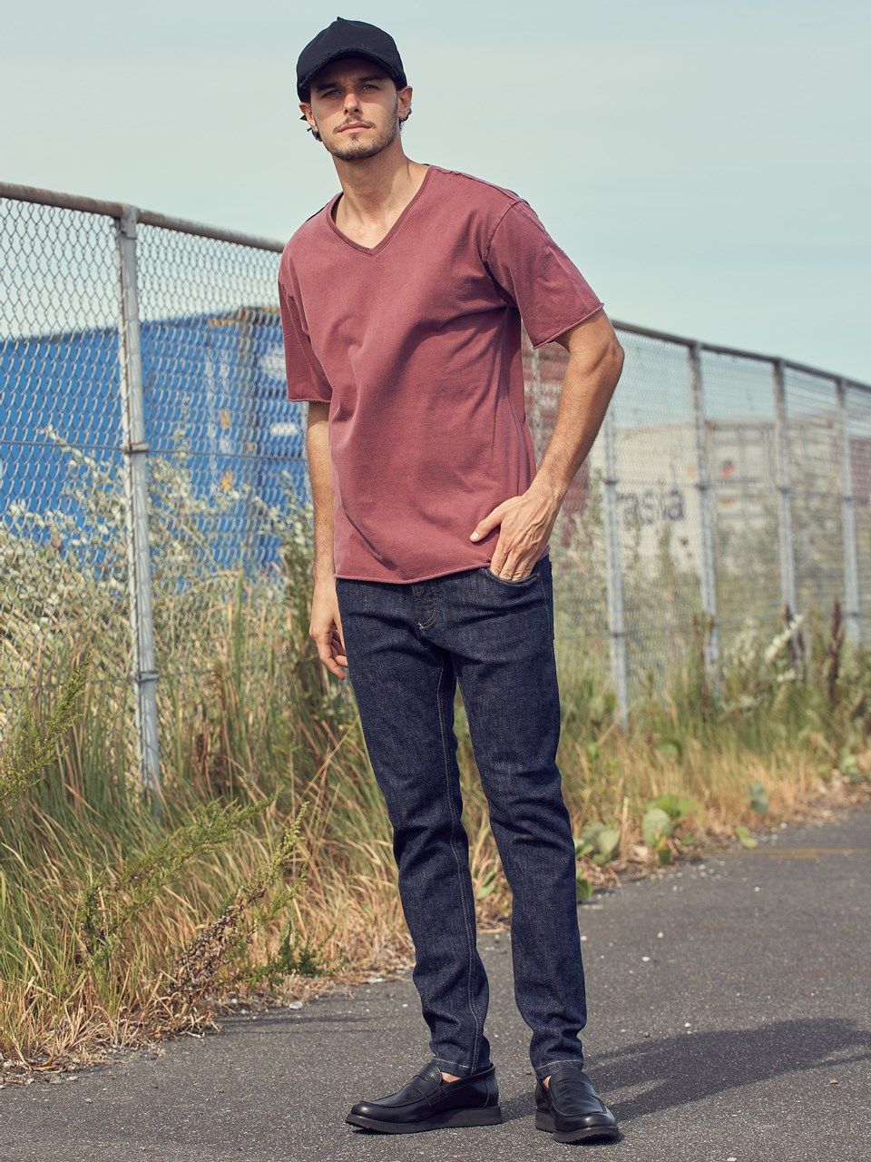 《予約品》 wide cut-off V-neck S/S / VネックTシャツ / ダークピンク