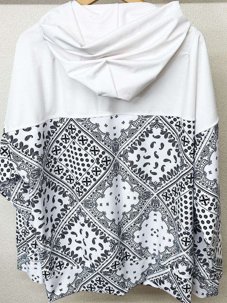《予約品3月3日18：00締め》 Paisley RUSH OVER ZIPUP HOODIE / ラッシュガードパーカー / バンダナホワイト