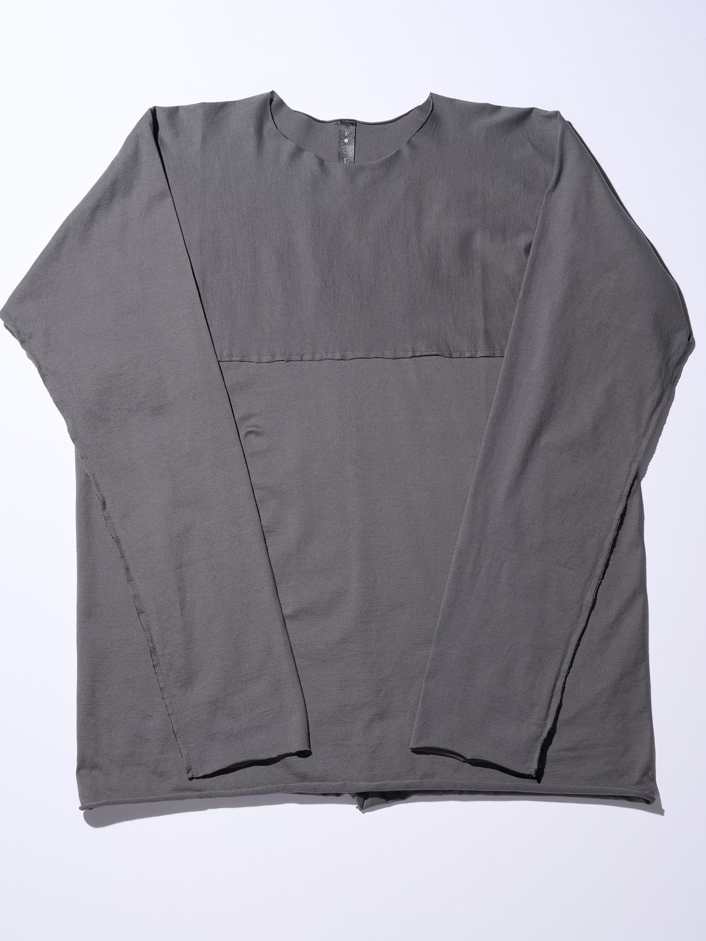 【予約品】 minimalism cut&sewn / Tシャツ / ダークグレー