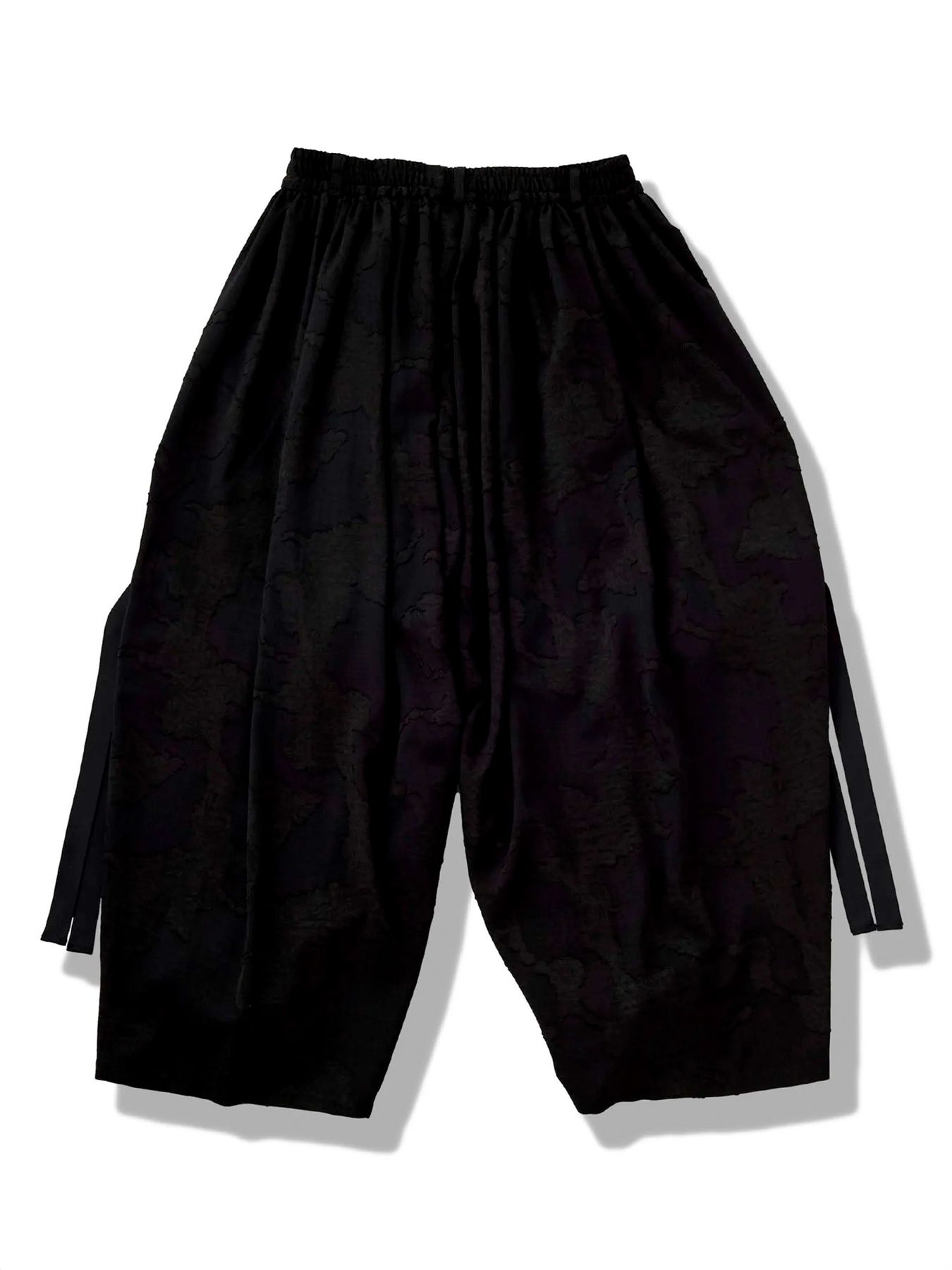 フラッタリングカーゴトラウザーズ / フラワー【NO ID.】