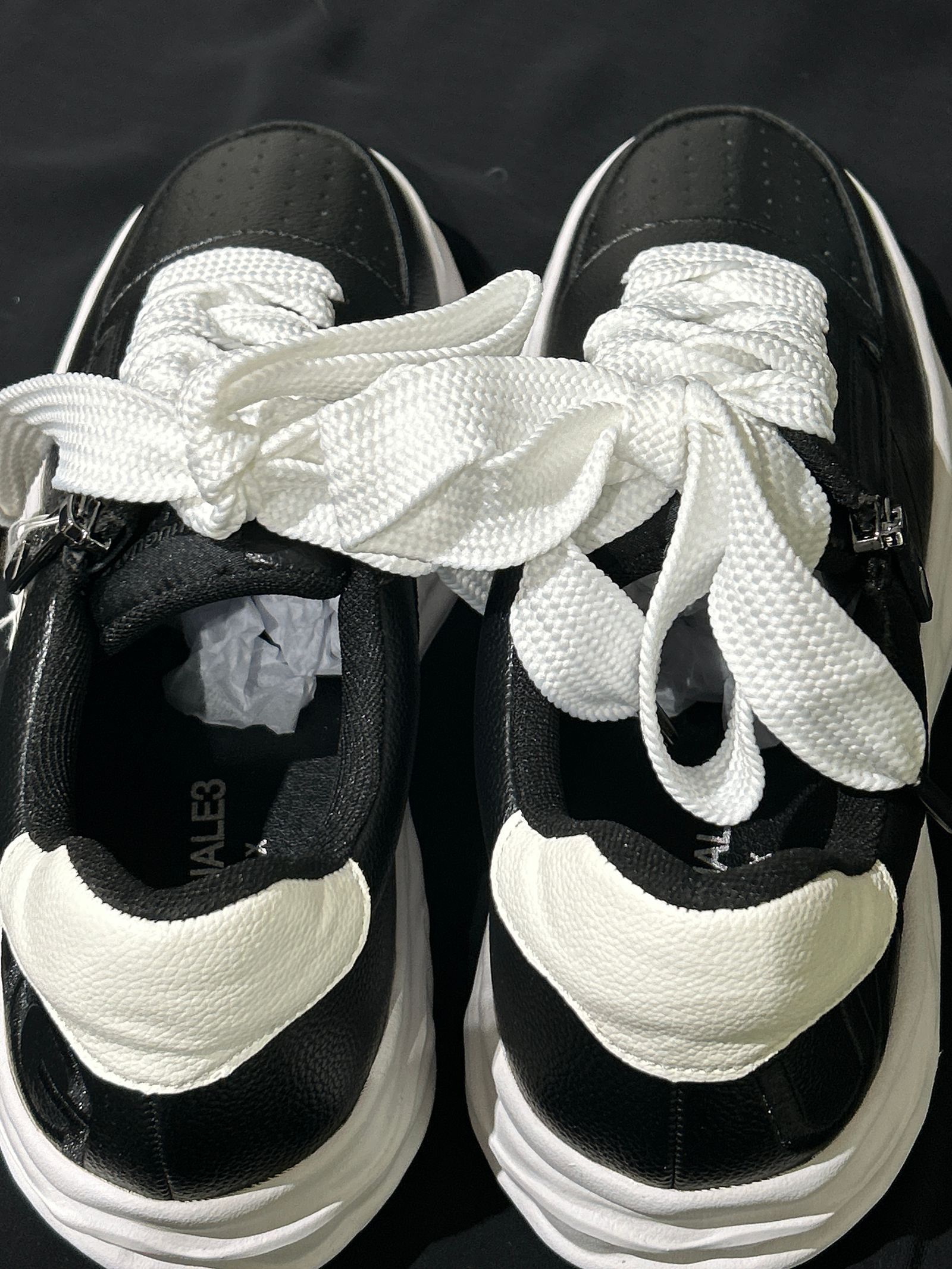 DISTORTED SOLE スニーカー / ブラックUSX-26008