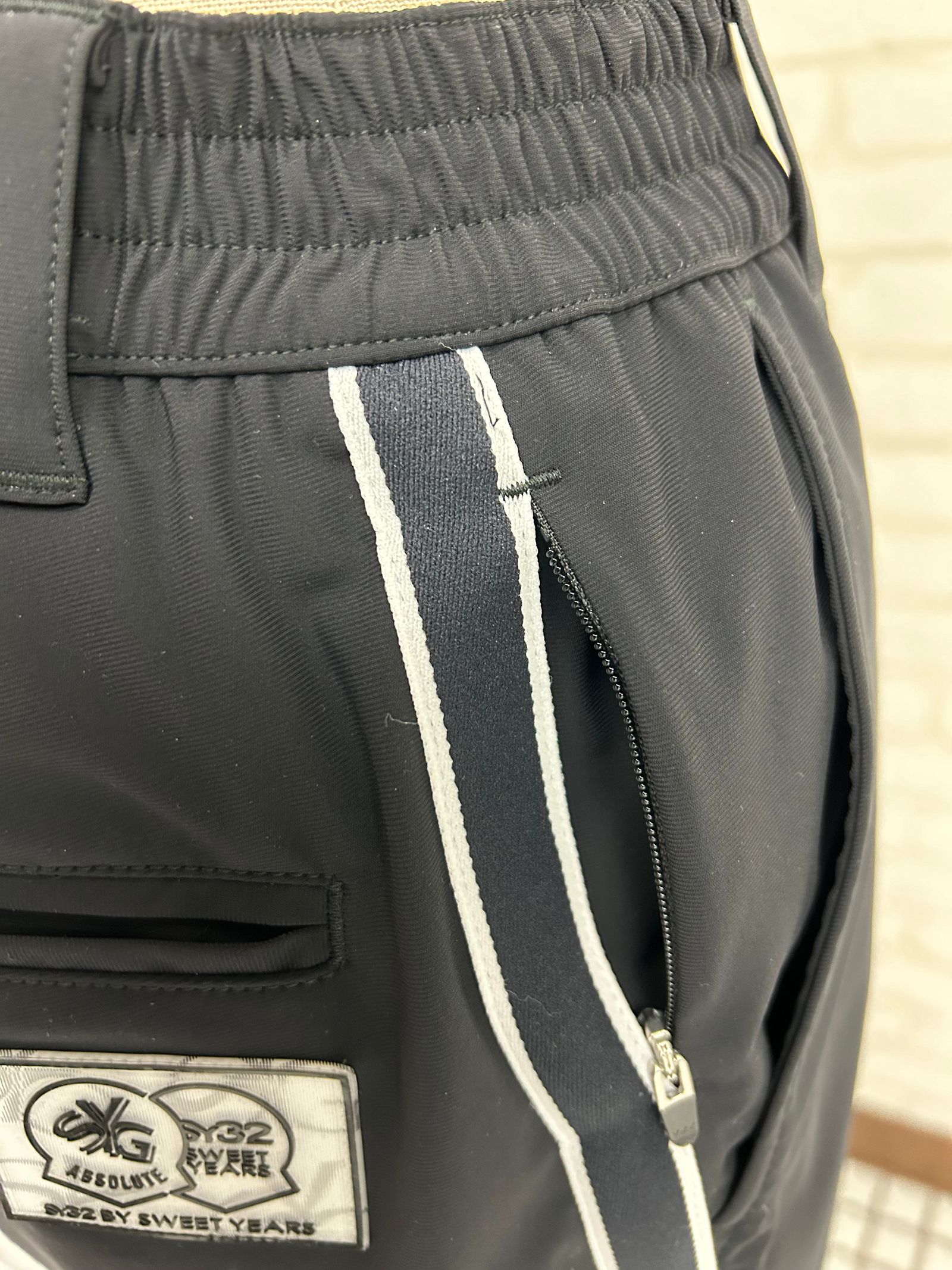 イタリア生地ハイストレットSTRETCH JQ TAPE PANTS / ブラック 【SY32 by SWEET YEARS GOLF】