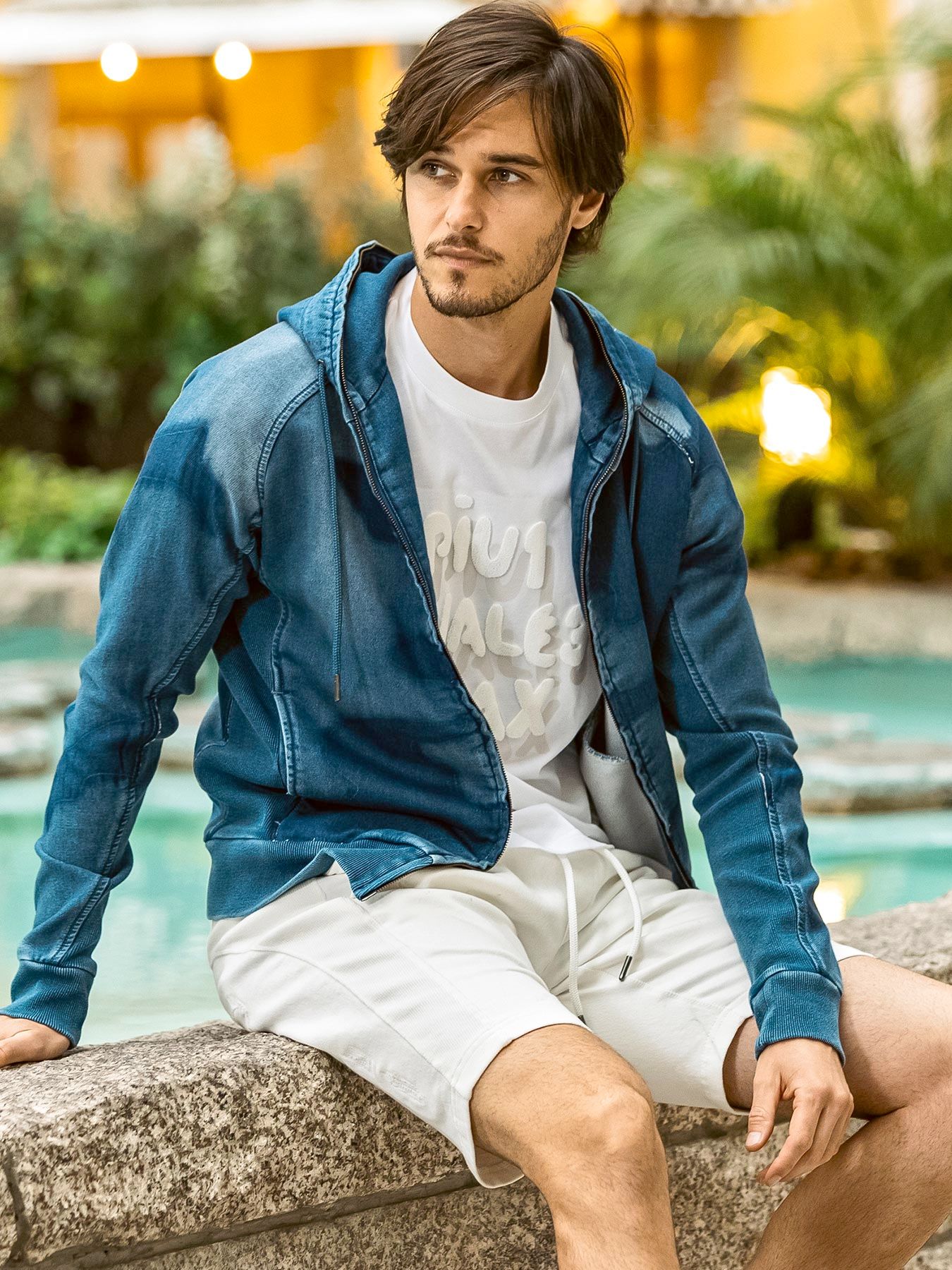 シャドウロゴ半袖Tシャツ / ホワイト