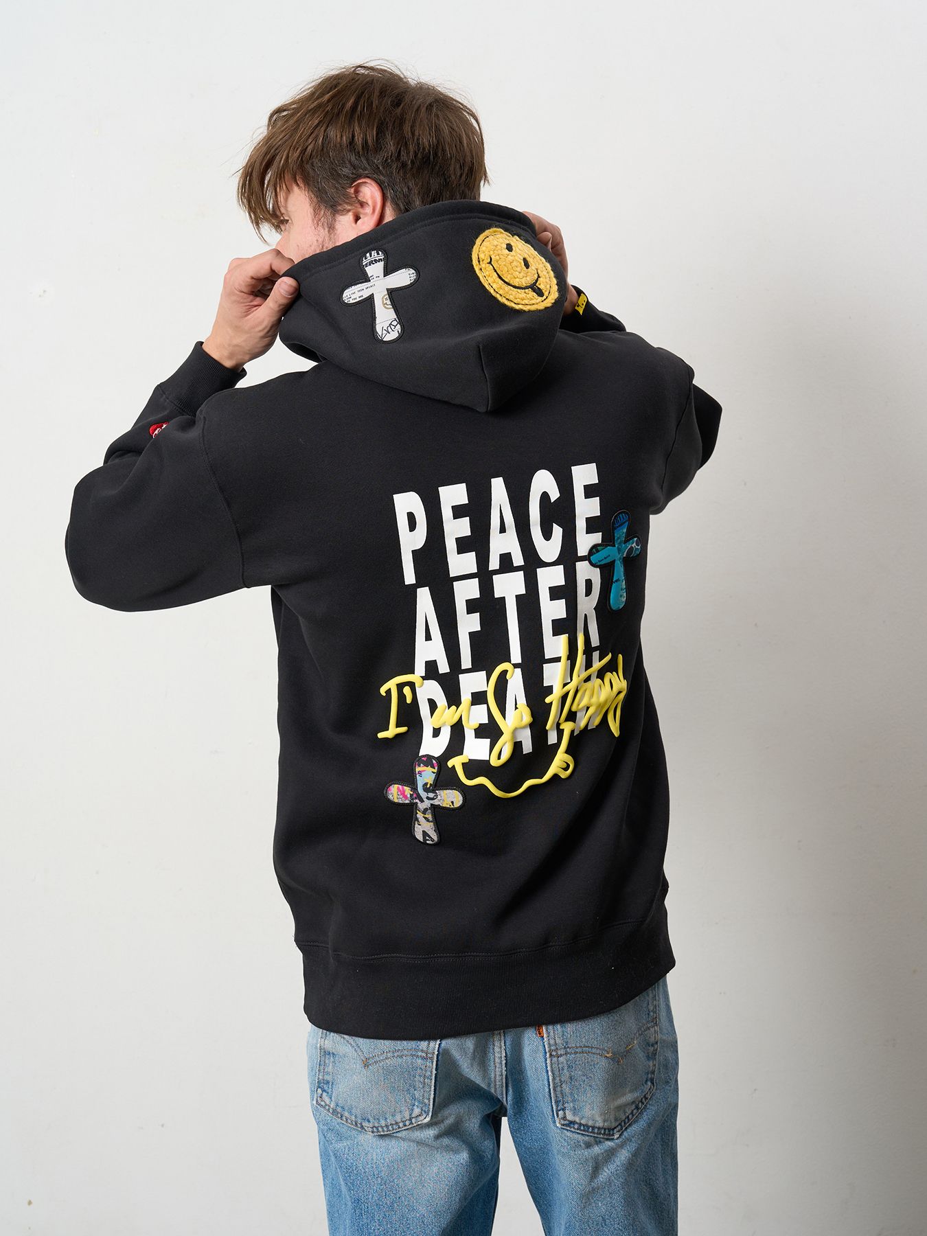 【予約品 5月8日(木) AM10時 締切】 TC裏毛起毛 PEACE AFTER DEATH&マルチパッチワーク プルパーカー / ブラック