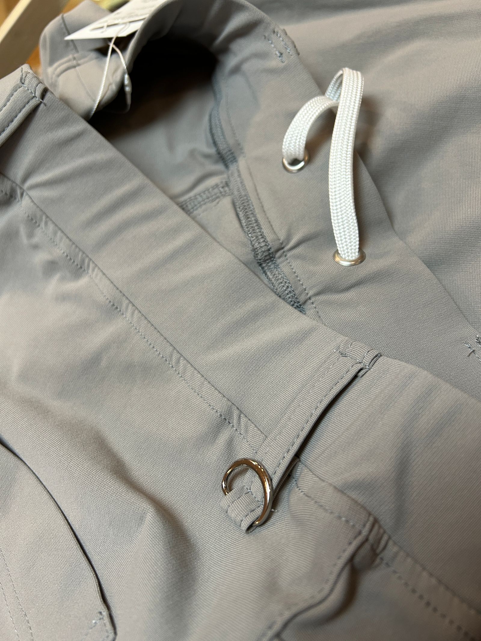 CHRIS EASY TUCK PANTS / クリスイージータックパンツ / グレー