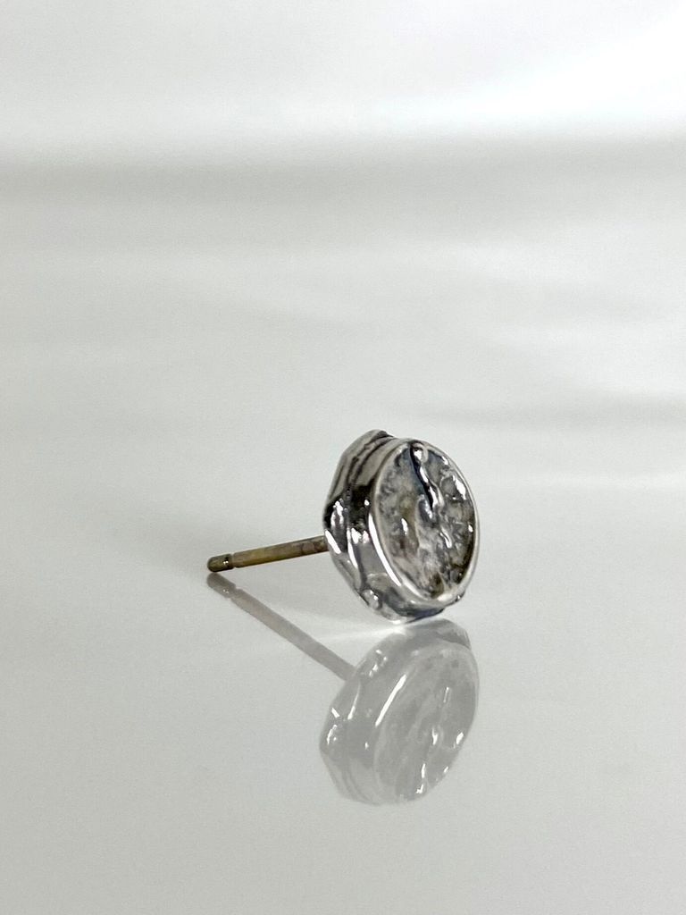 《受注生産》 CRATER STUD ピアス / 注文から2～3週間後入荷予定