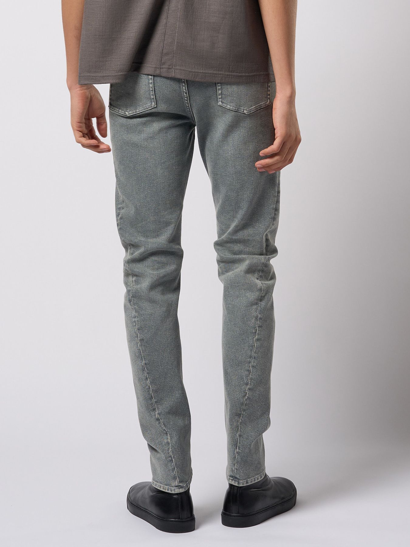 【予約品 9月23日(火) 締切】slim banana denim / スリムバナナデニム / アイスグレー