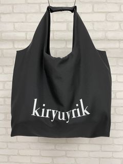『予約品』限定45周年記念コラボファスナー開きPRESS BAG/プレスバック 白プリント【kiryuyrik×BRYAN】 6月上がり予定