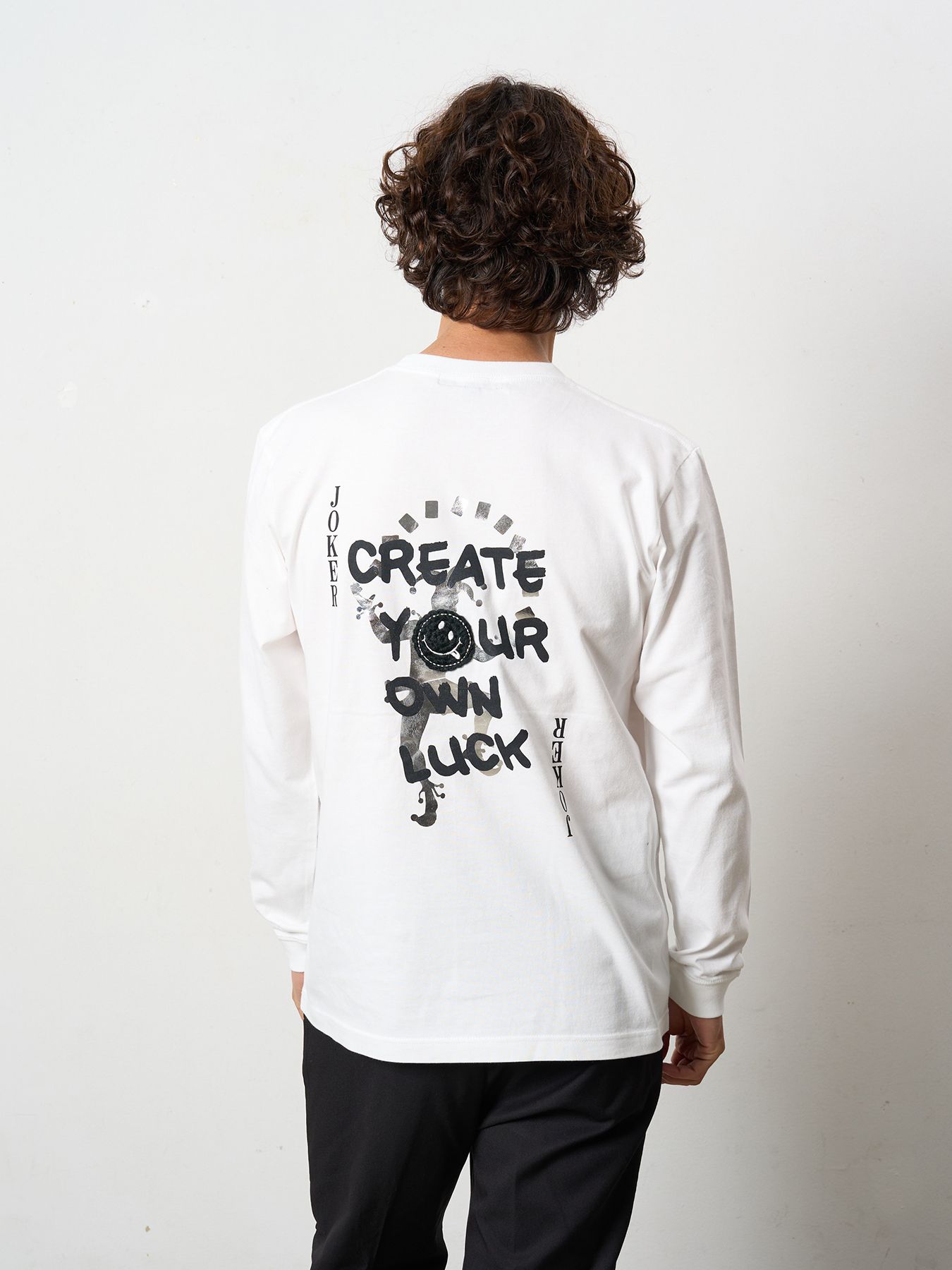 【予約品 5月8日(木) AM10時 締切】 5.6ozコットン天竺 CREATE YOUR OWN LUCK&マルチパッチワーク LS Tシャツ / ホワイト