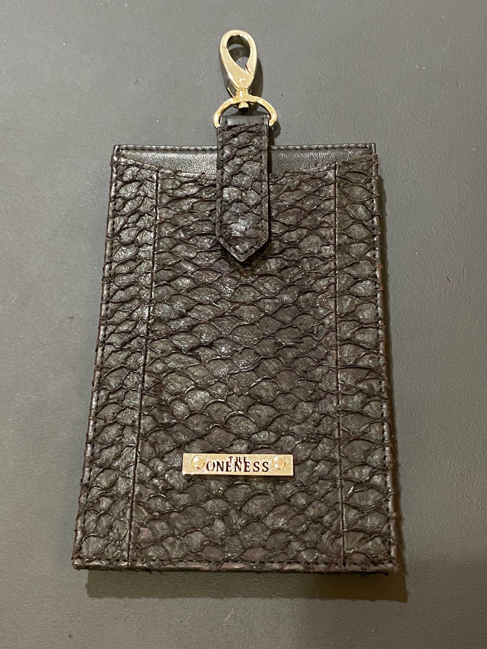 《予約品4月23日18時締め》 OneStrapMobilePhoneCase/ スマホケース  / ブラック 【THE ONENESS】 7月中入荷予定