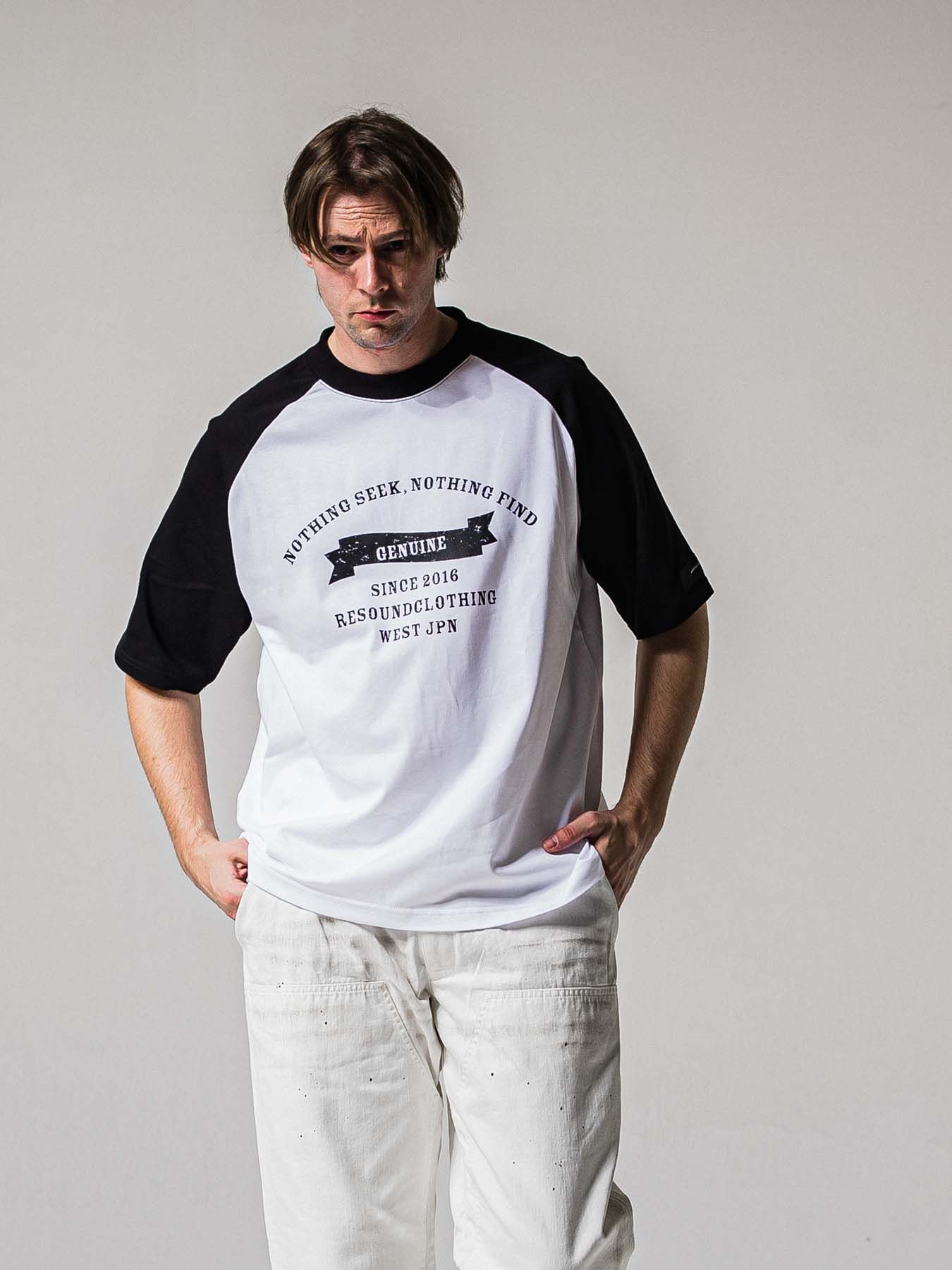 【予約品 11月16日(日) 締切】COLLEGE RAGLAN OVER TEE / カレッジロゴ ラグランスリーブ オーバーTシャツ / ホワイト×ブラック