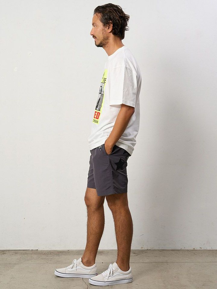 5.6ozコットン天竺 STONEDシークイン SS Tシャツ / ホワイト 【STUD MUFFIN(スタッドマフィン)】
