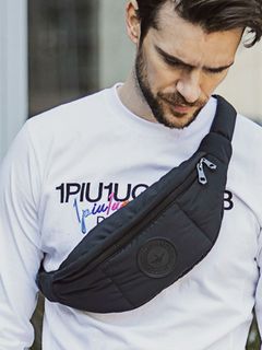 ★イケオジ★【1PIU1UGUALE3 RELAX】サークルロゴウエストバッグ 1PIU1UGUALE3 RELAX - サークルロゴボディバッグ / ブラック | BRYAN