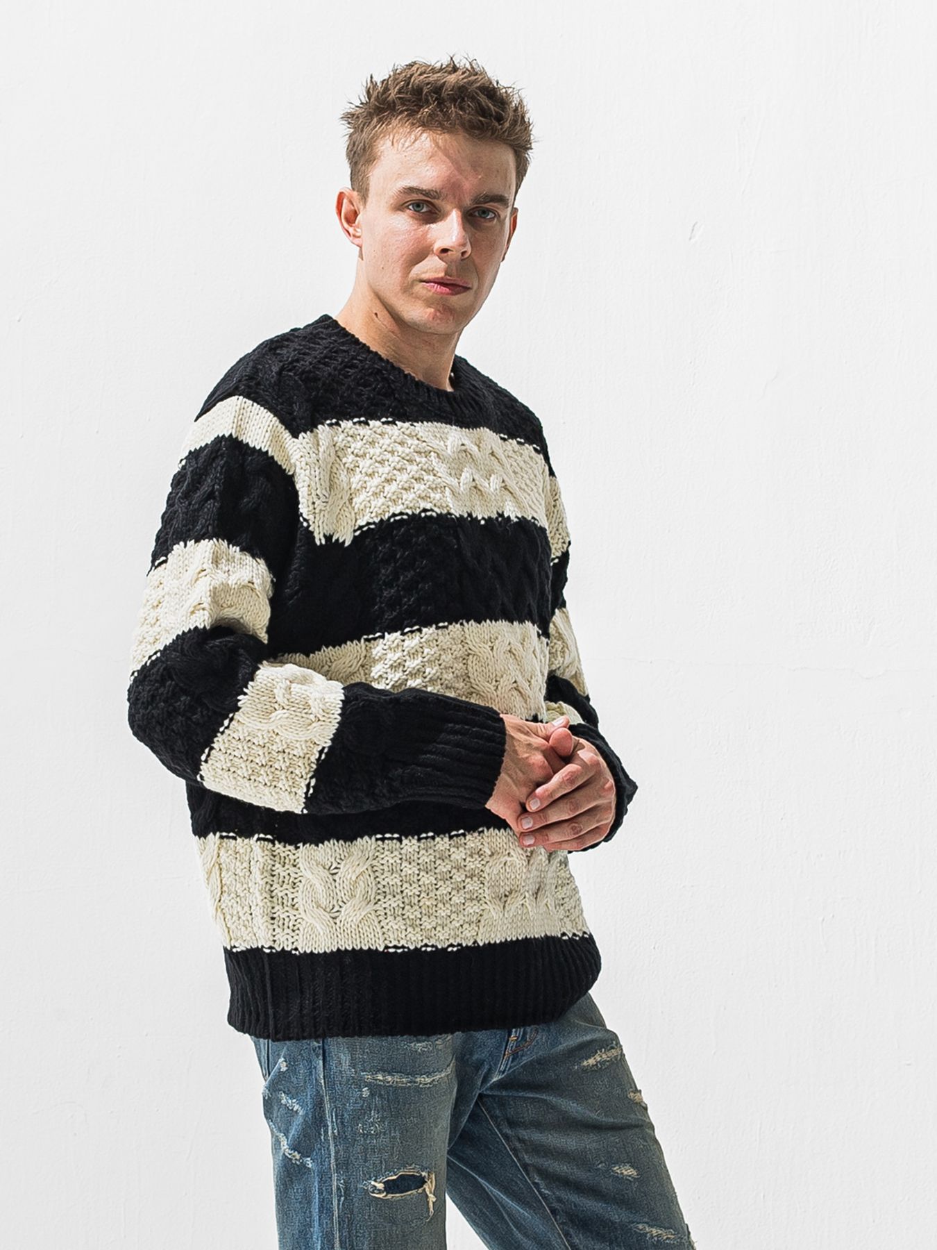 【予約品 9月6日(日) 締切】CABLE LAW SWEATER / ケーブル編みローゲージセーター / ブラック×ホワイト