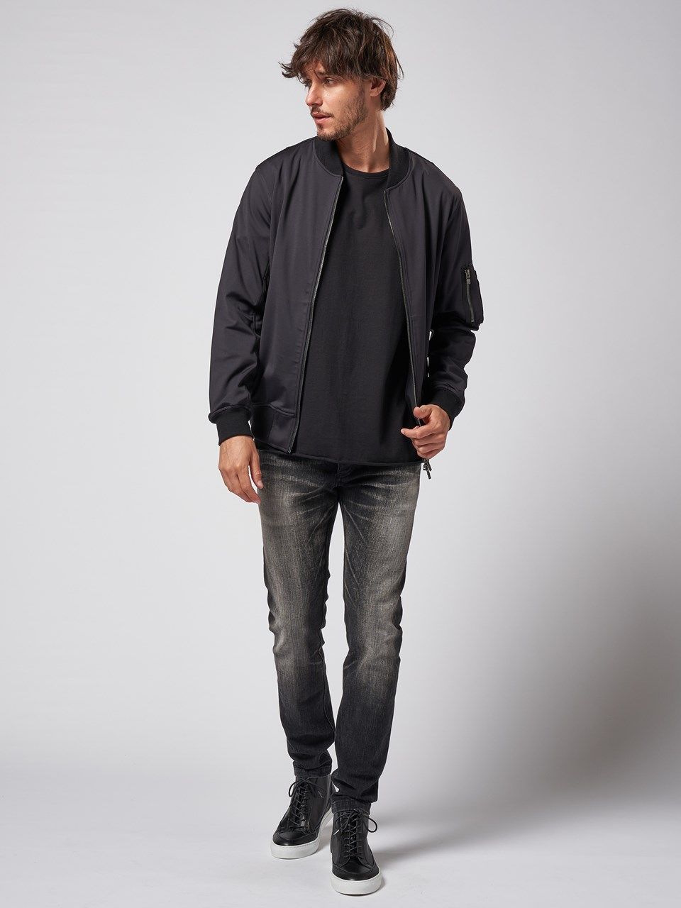 《予約品》 wide cut-off crew-neck S/S / Tシャツ / ブラック