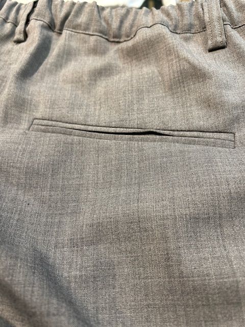 PAT WIDE EASY PANTS / ウオッシャブルトロピカルウール イージーパンツ / ライトグレー