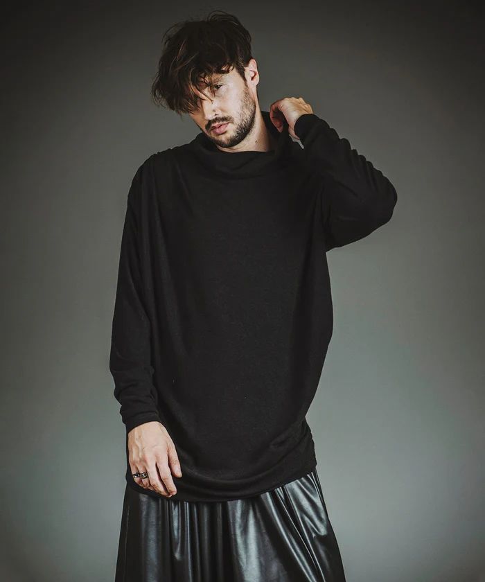 ボリュームネックギャザードレープPO BLACK【NO ID.】