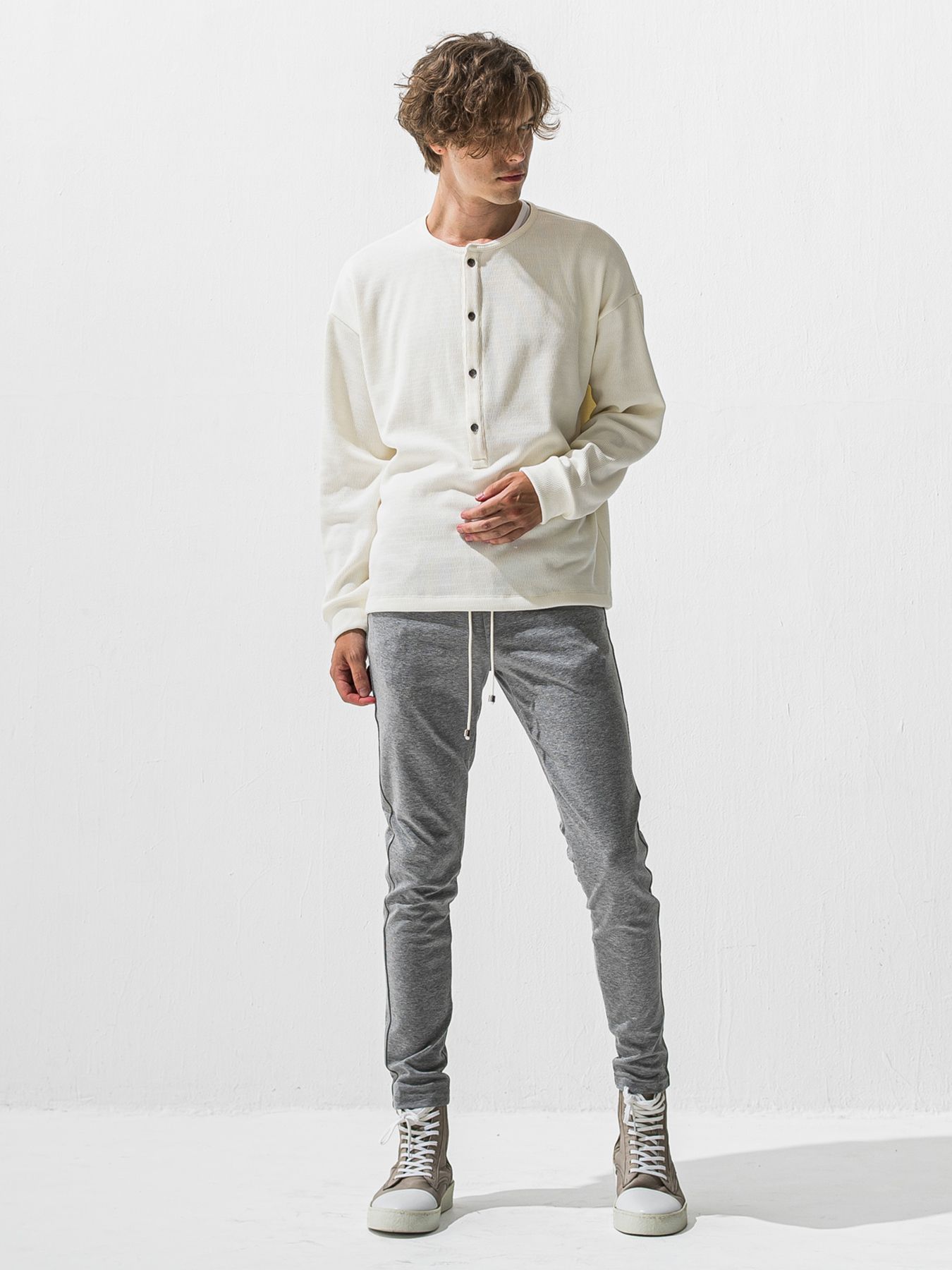 【予約品 9月6日(日) 締切】OVER HENRY VELOURS FLEECE THERMAL / 裏起毛 ハニカムサーマル オーバーサイズヘンリーネック / ホワイト
