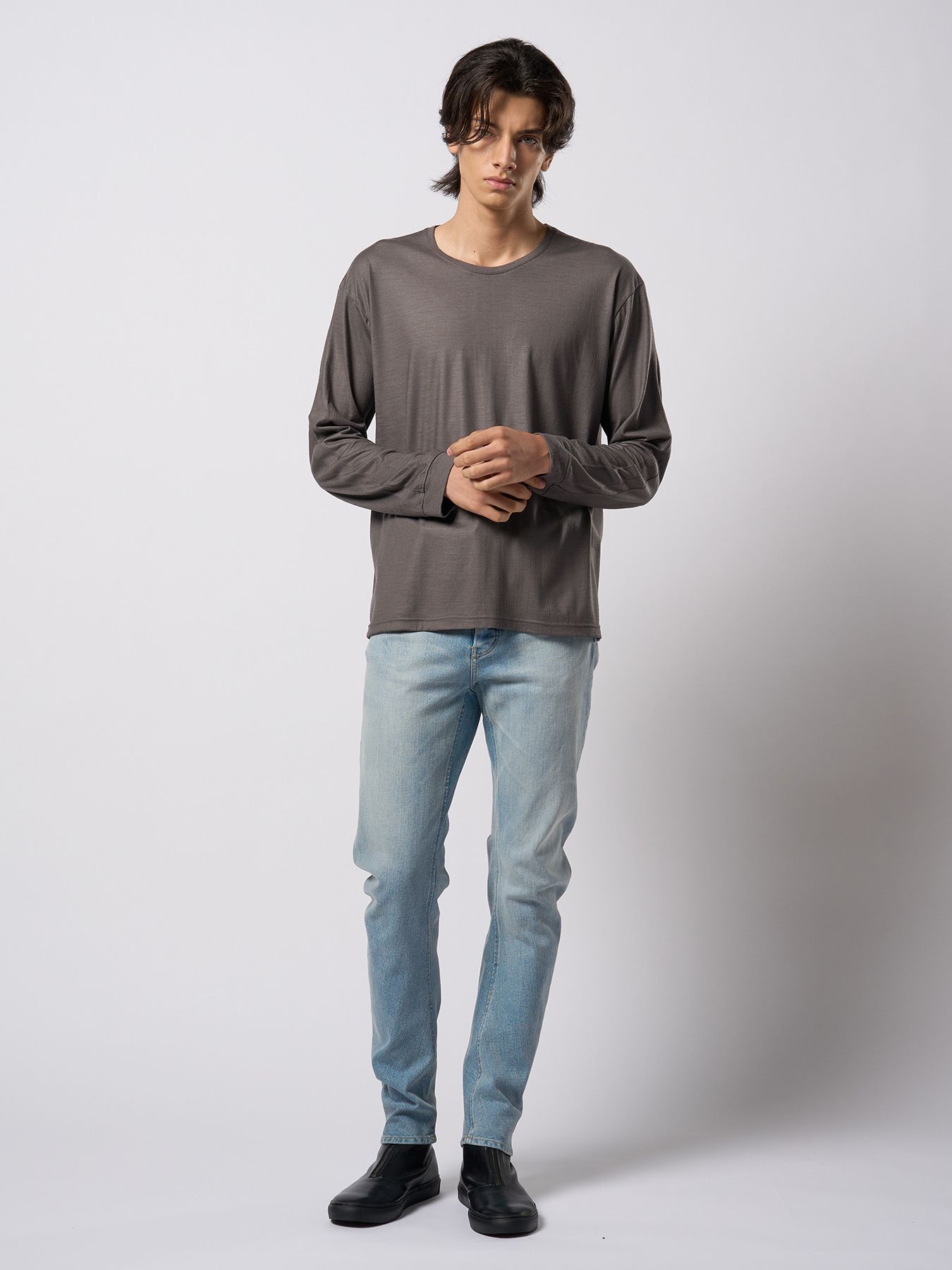 【予約品 9月23日(火) 締切】slim banana denim / スリムバナナデニム / アイスブルー