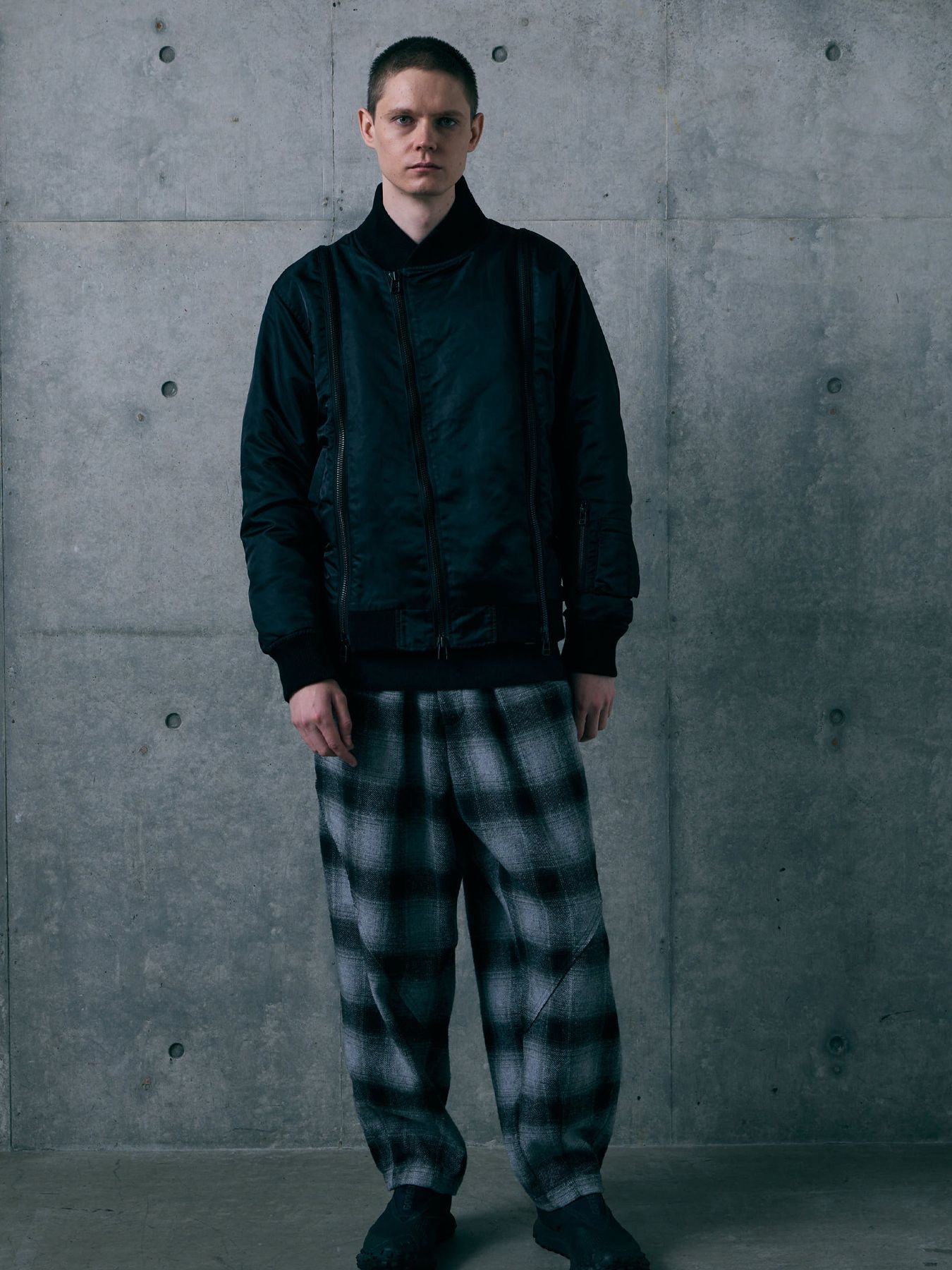 ZIPHORM VA-1 / BLACK