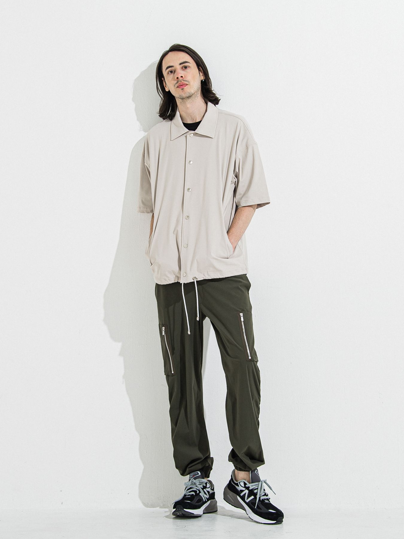 【予約品 】NYLON HALF COACH JACKET / グレージュ