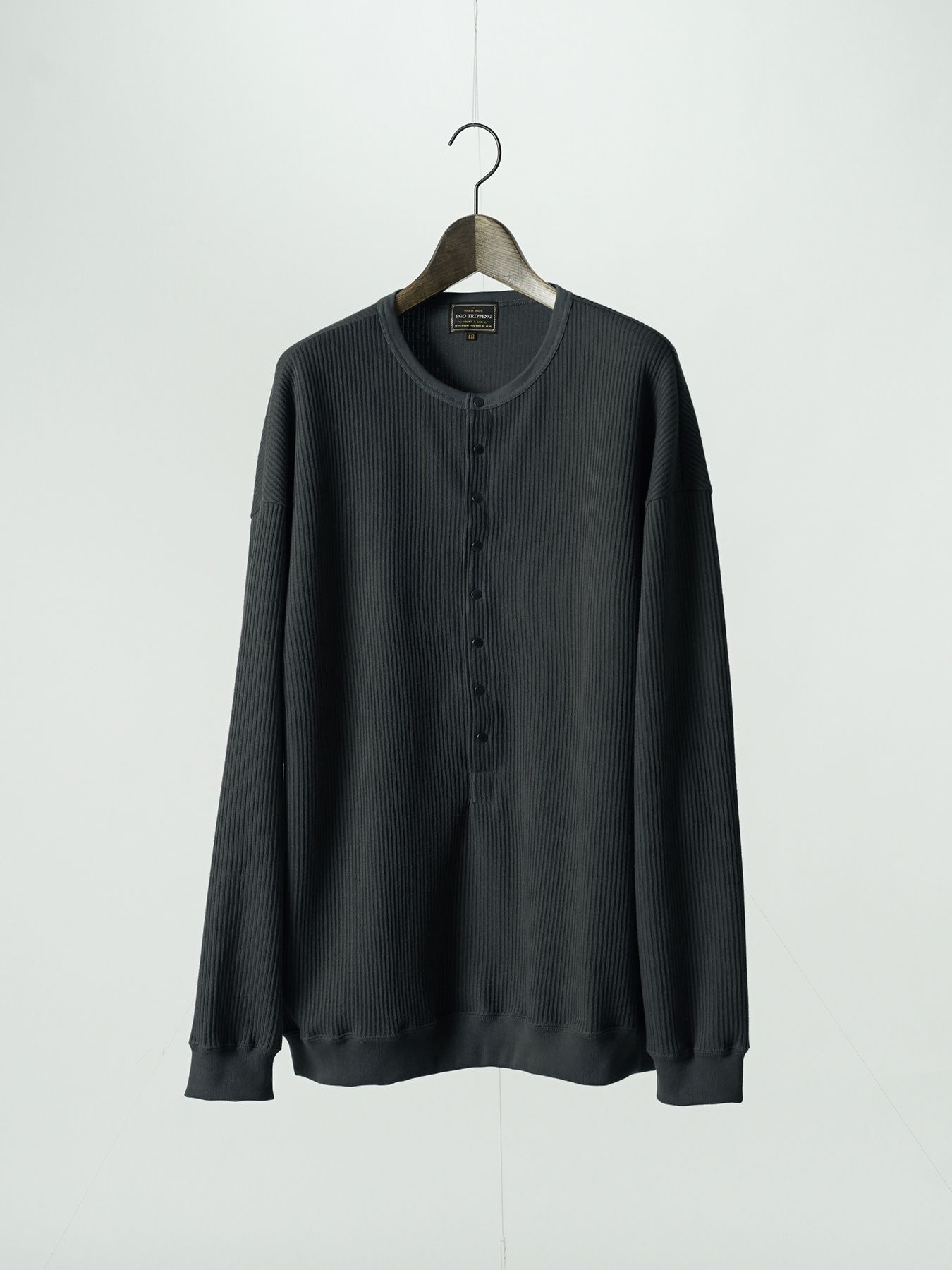 【予約品 5月27日(水) 締切】Deepfront / レールニット カットソー / チャコール