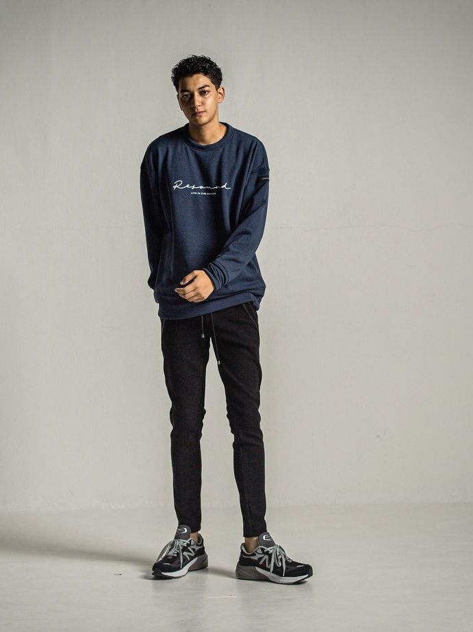 《予約9月1日18時締め》 handwriting rogo  velours fleece drop trainer  / ルーズトレーナー / ネイビー
