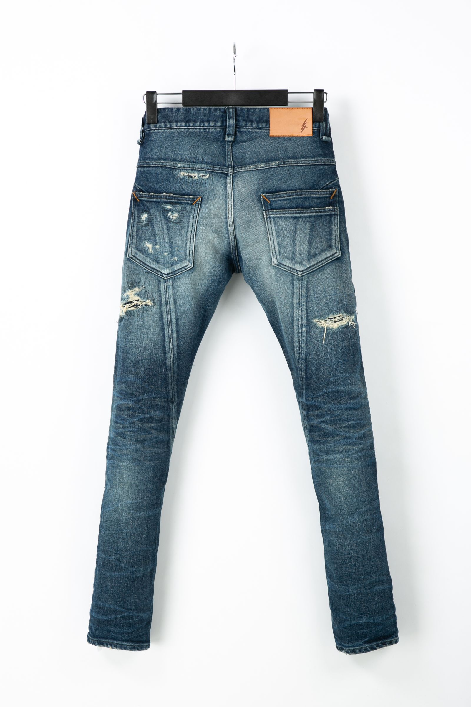 〈予約品〉12.5ozオーガニックコットンストレッチデニム TIGHT JOE タイトストレート ユーズドクラッシュ+リペア加工 / INDIGO 【STRUM】 8月中~下旬入荷予定