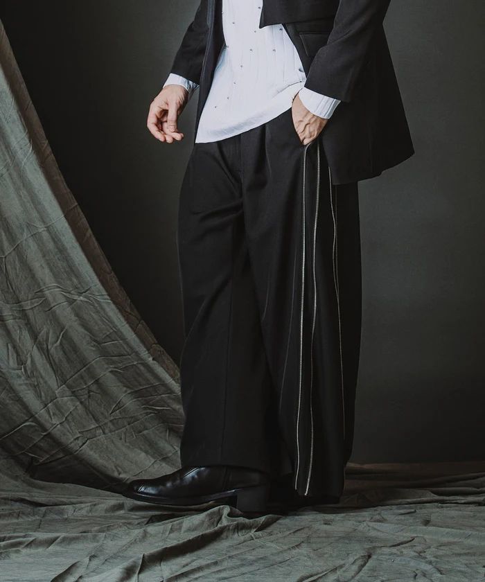 サイドZIPイージーワイドトラウザーズ/ ブラック【NOID.】