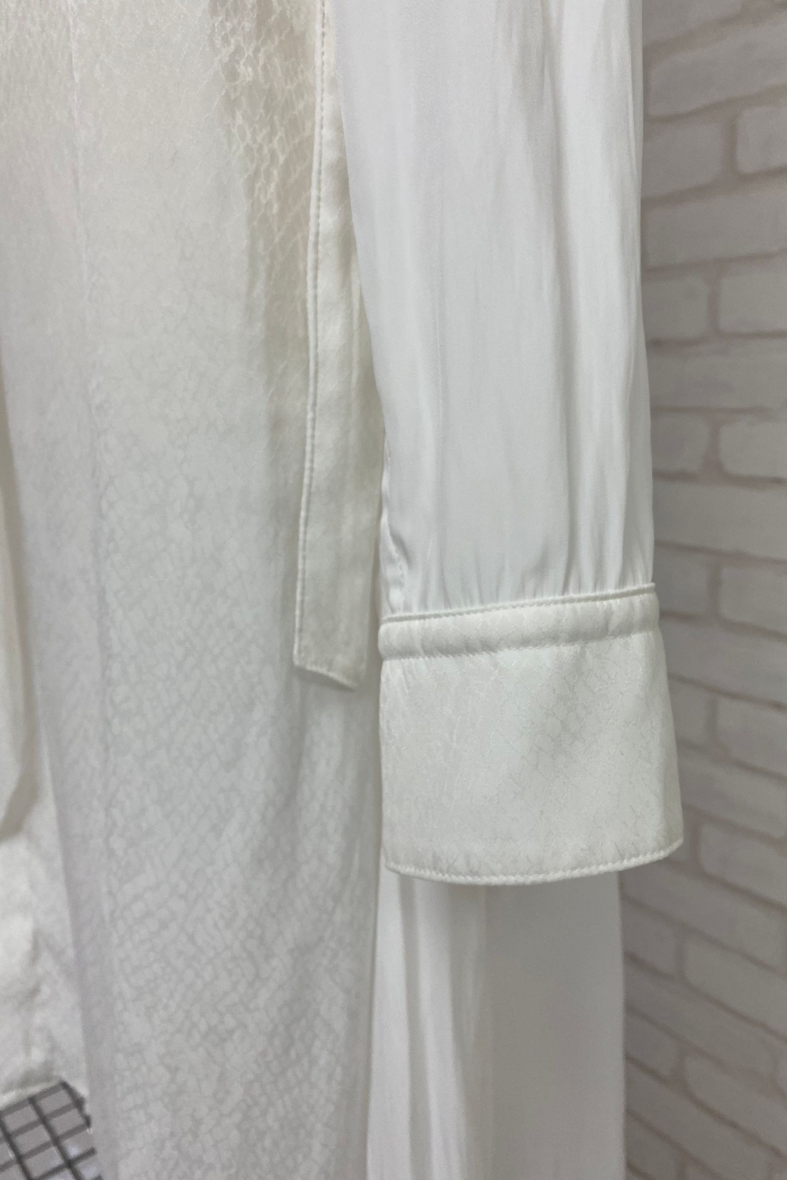 《予約品》 StoalFlareShirt / パイソン柄コンビホワイト 【kiryuyrik】 2023年2月以降入荷予定