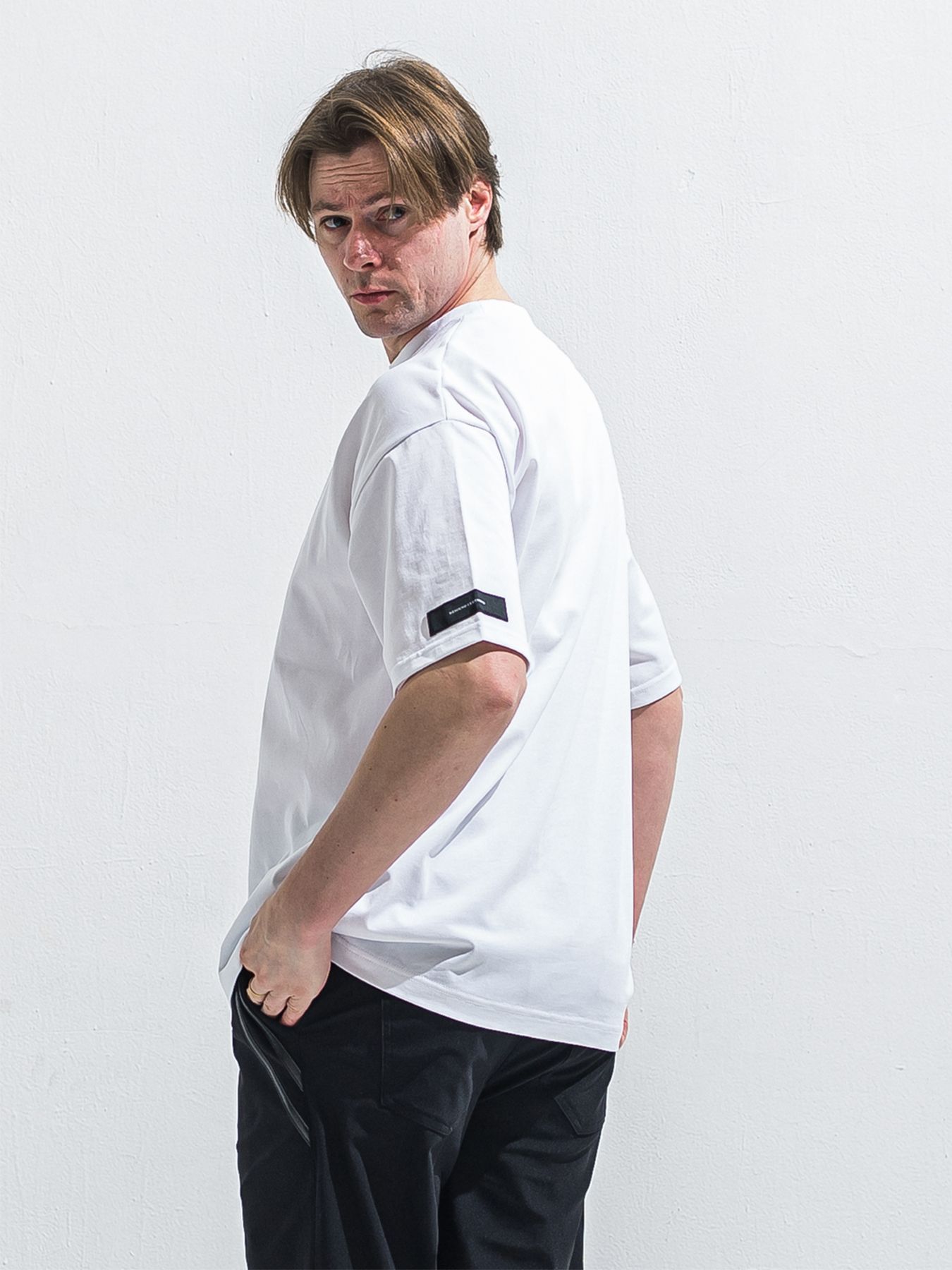 【予約品 2月15日(日) 18:00 締切】BOX OVER TEE / ボックスロゴオーバーTシャツ / ホワイト×グレー